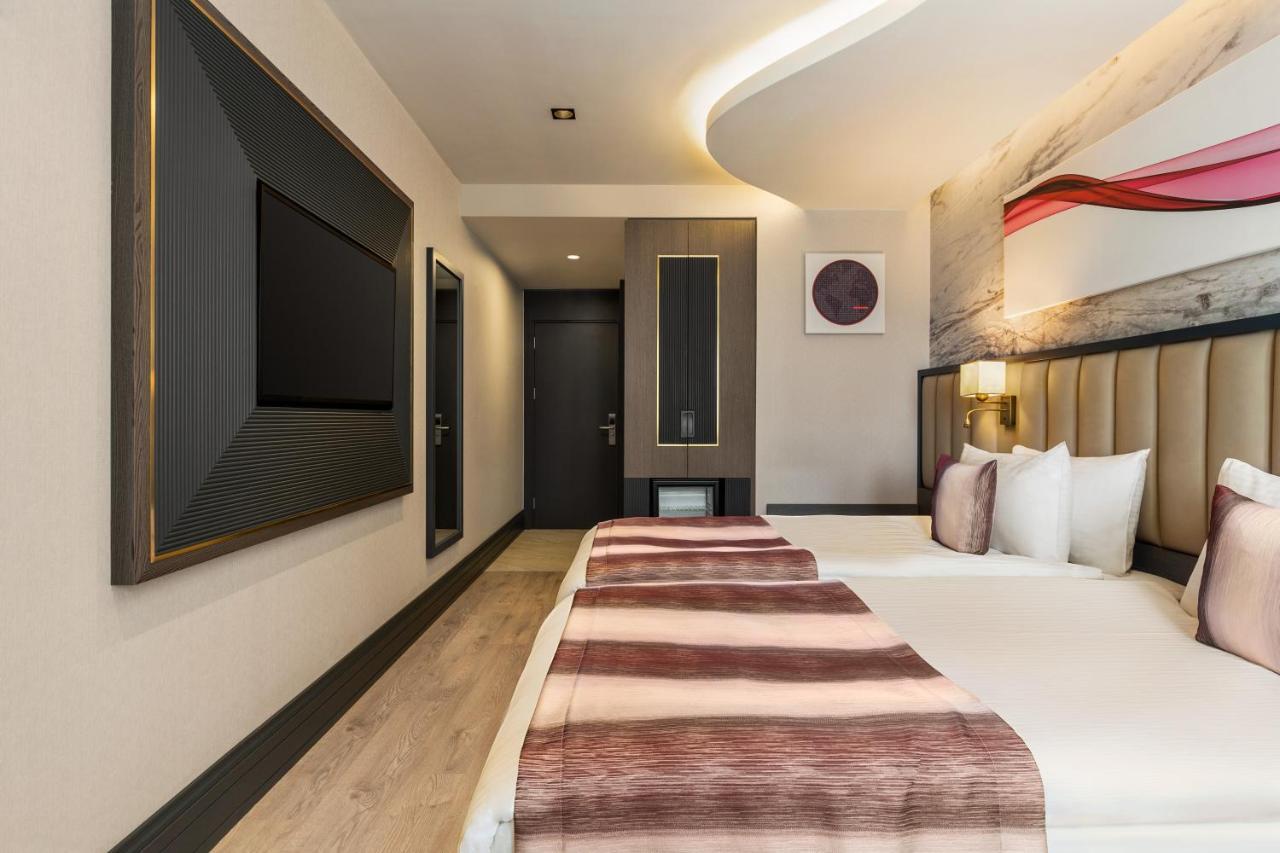 Ramada By Wyndham Istanbul Umraniye Hotel Luaran gambar