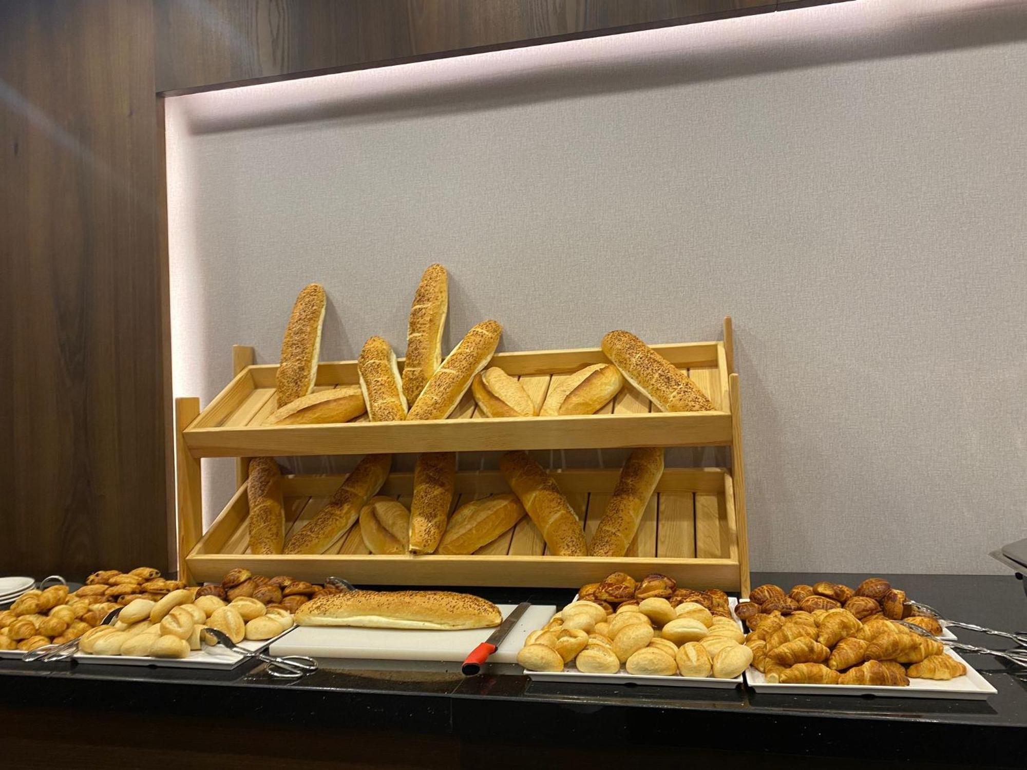 Ramada By Wyndham Istanbul Umraniye Hotel Luaran gambar